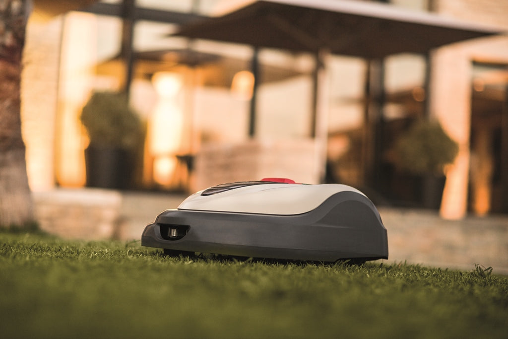 Honda HRM 3000 LIVE - Robotic Mower - up to 4000m2