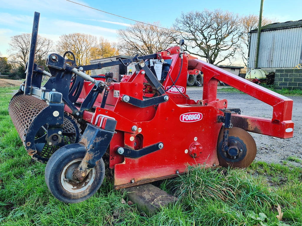 Forigo D45-200 2m Bedformer fitted with 3m Raptor Toolbar #1