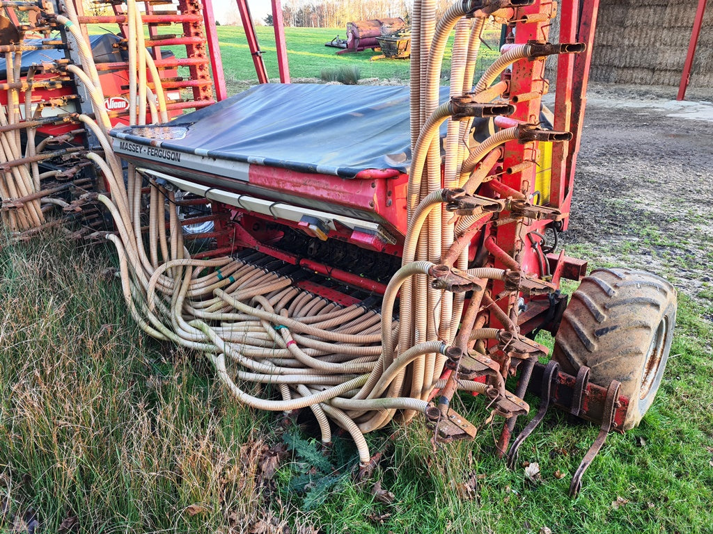 MF510 6m Folding Cereal Seed Drill