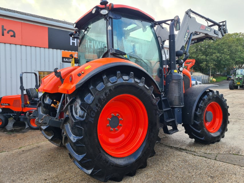 Kubota M7151 150hp F30/R15 Tractor with MX loader