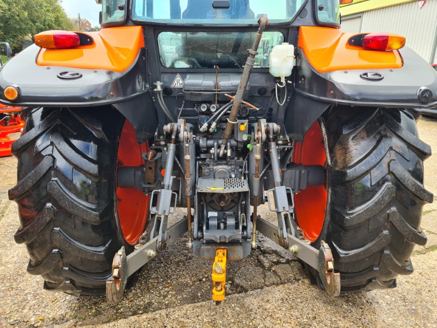 Kubota M5-111 113hp 36/36 Tractor