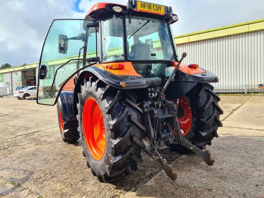 Kubota M5-111 113hp Tractor - 18 Plate