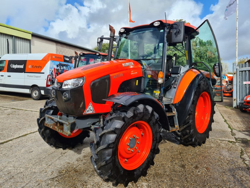 Kubota M5-111 113hp Tractor - 18 Plate