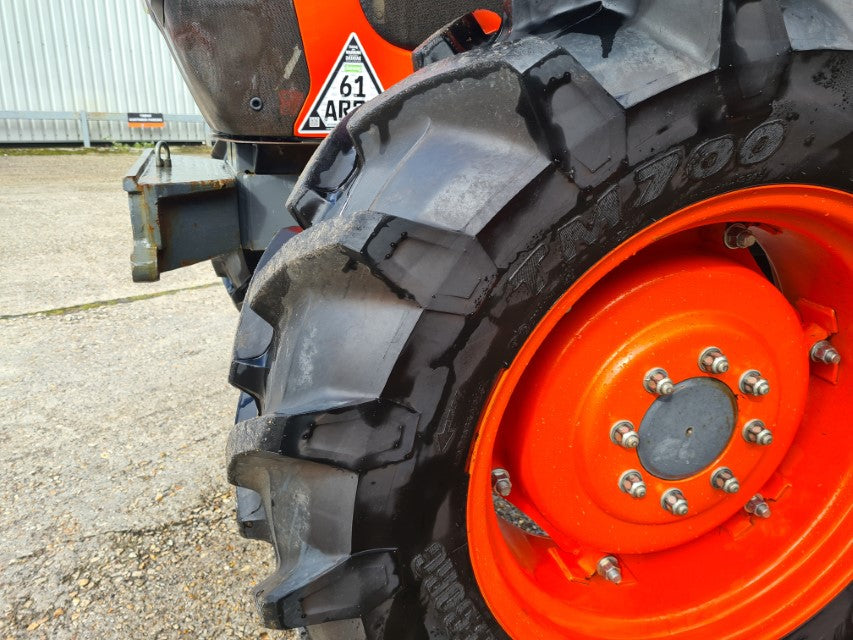 Kubota M5-111 113hp Tractor - 18 Plate