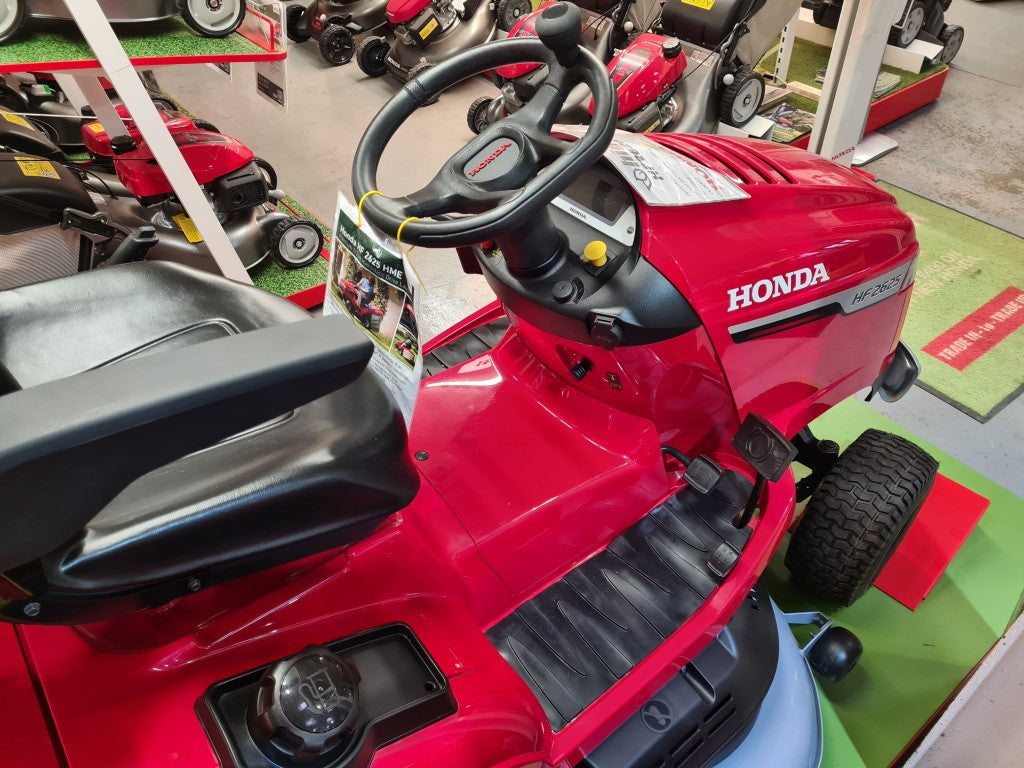 Honda HF2625 HME 122cm Rideon Mower