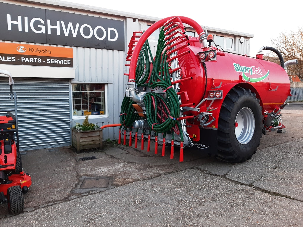 SlurryKat 2750G Tanker with 9m Dribble bar