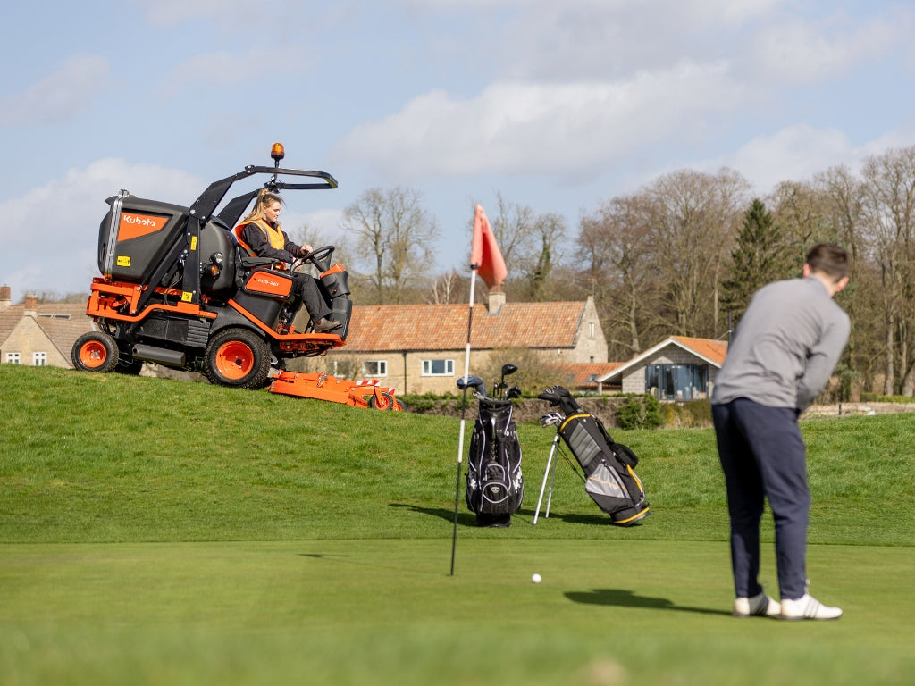 KUBOTA FC3-261 Rideon Mower with High Dump Collector