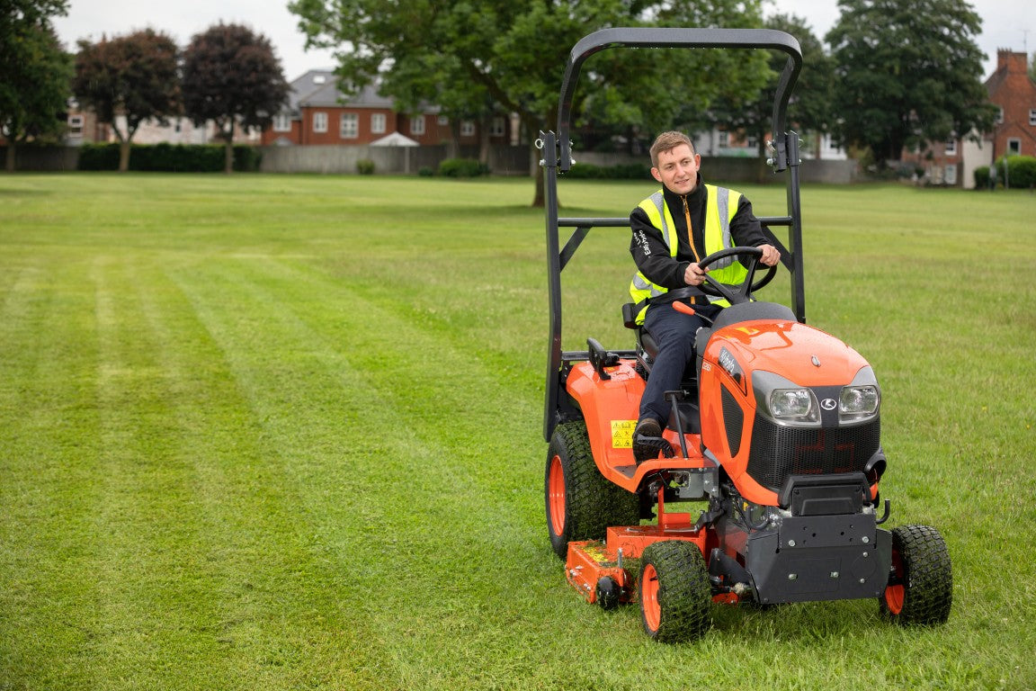 KUBOTA G261RD Rideon Mower