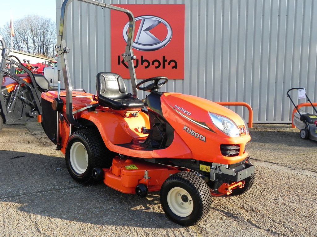 KUBOTA GR2120 II 48" deck - Rideon Mower