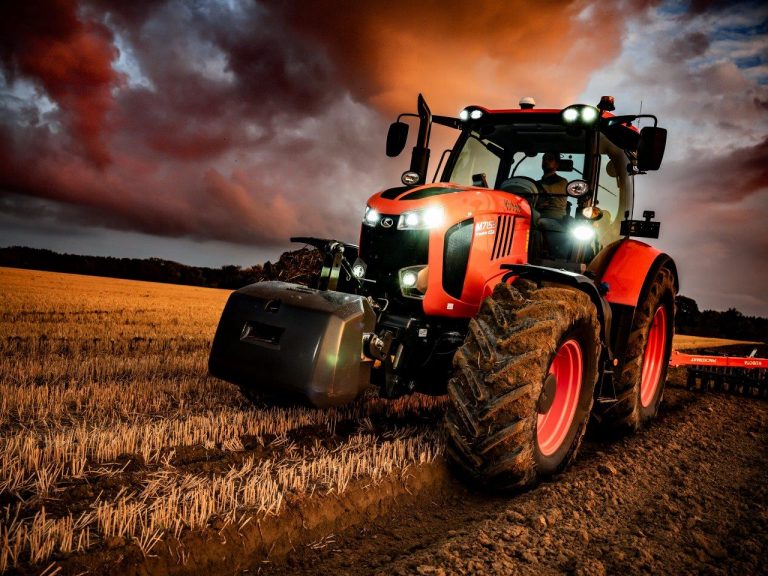 Kubota M7153 150hp 30/15 Tractor