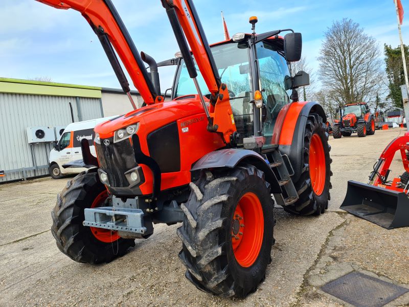 Kubota M135GX-IV Tractor with Quicke Q4s Loader