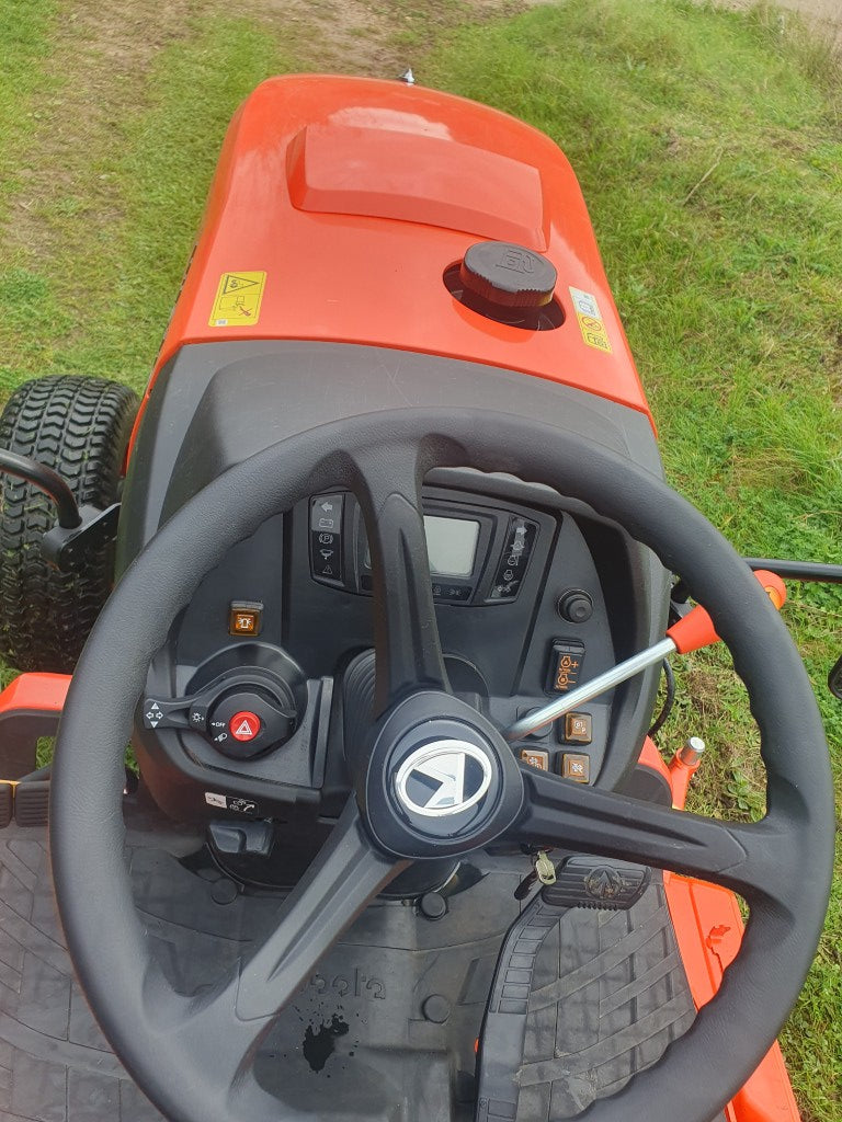 Kubota LX401 4wd Compact Tractor - only 190hrs