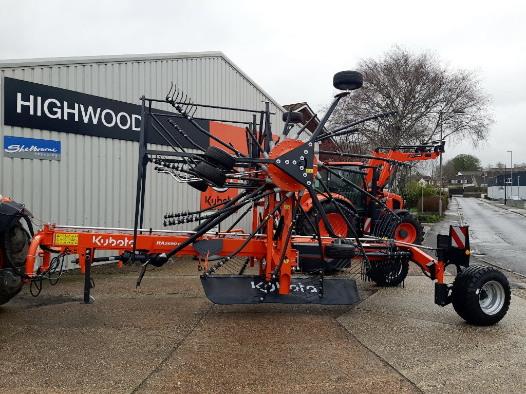 KUBOTA RA2590 HYDRO Pro 9m Twin Rake