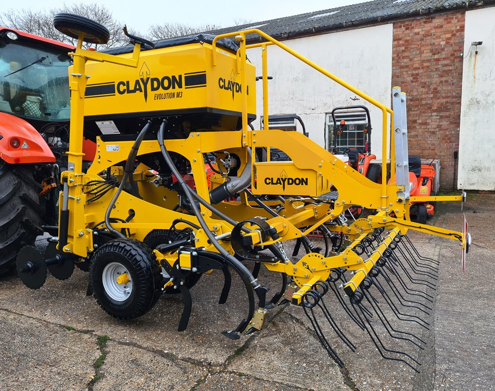 CLAYDON 3m MOUNTED EVOLUTION DIRECT DRILL