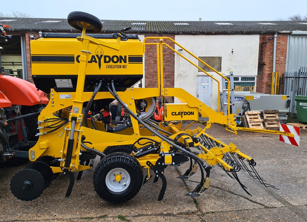 CLAYDON 3m MOUNTED EVOLUTION DIRECT DRILL