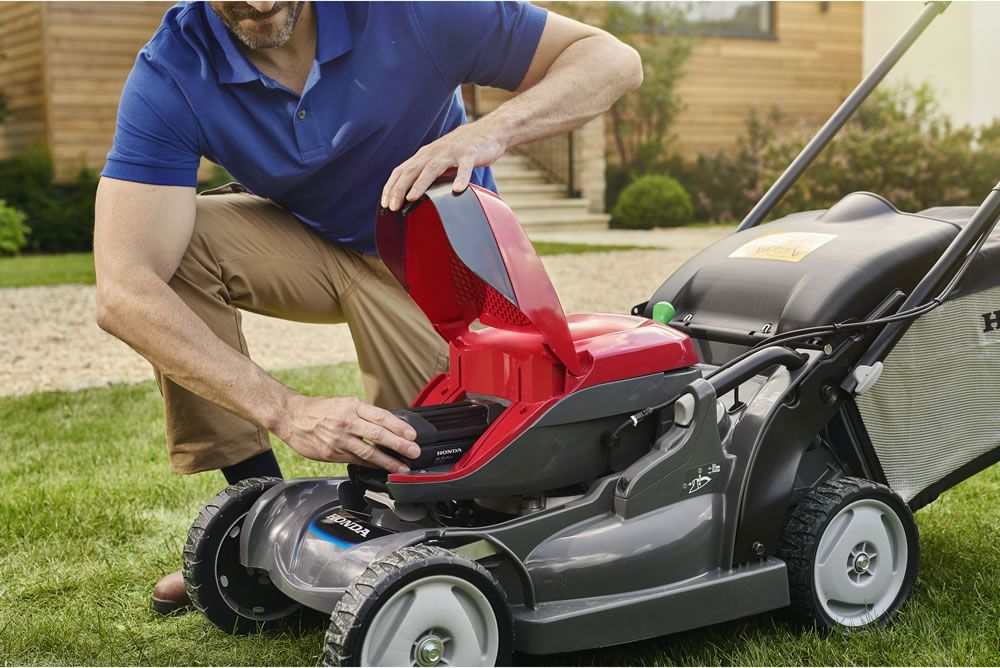 Honda HRX 476 XB Cordless Electric 47cm Mower