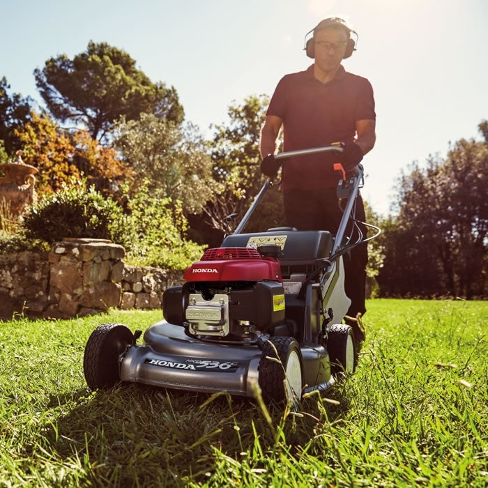 Honda HRD-536 TX Self Drive Mower