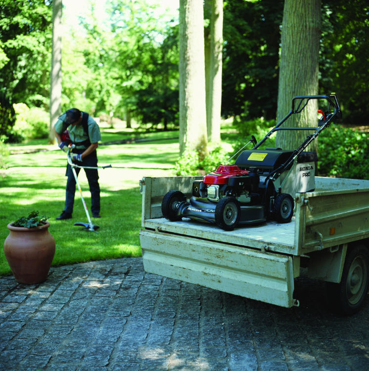 Honda HRH-536HX Self Drive 21" 4 wheeled Mower