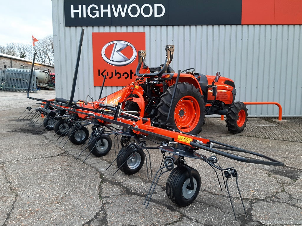 KUBOTA TE6060 6m Tedder