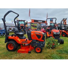 KUBOTA G231 Low Dump Rideon Mower