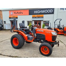 Kubota B1830 Compact Tractor - ONLY 28 Hours!