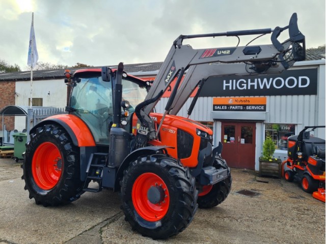 Kubota M7151 150hp F30/R15 Tractor with MX loader