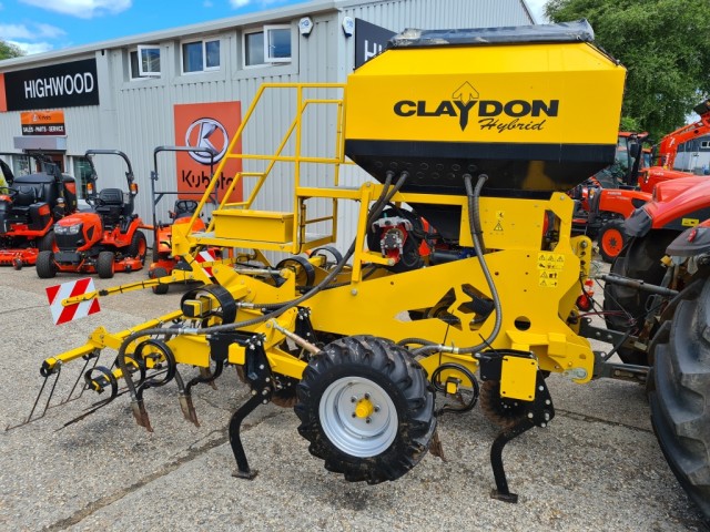 CLAYDON 3m MOUNTED HYDRID DIRECT DRILL